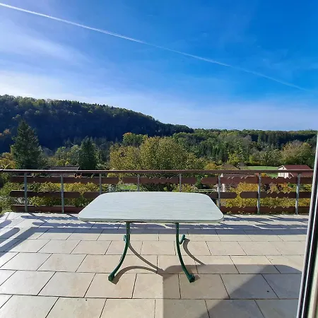 Cosy House In Picturesque Jura Σπίτι διακοπών Doucier